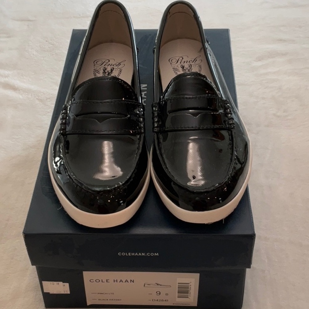 COLE HAAN NEW in box Patent Pinch Loafer
